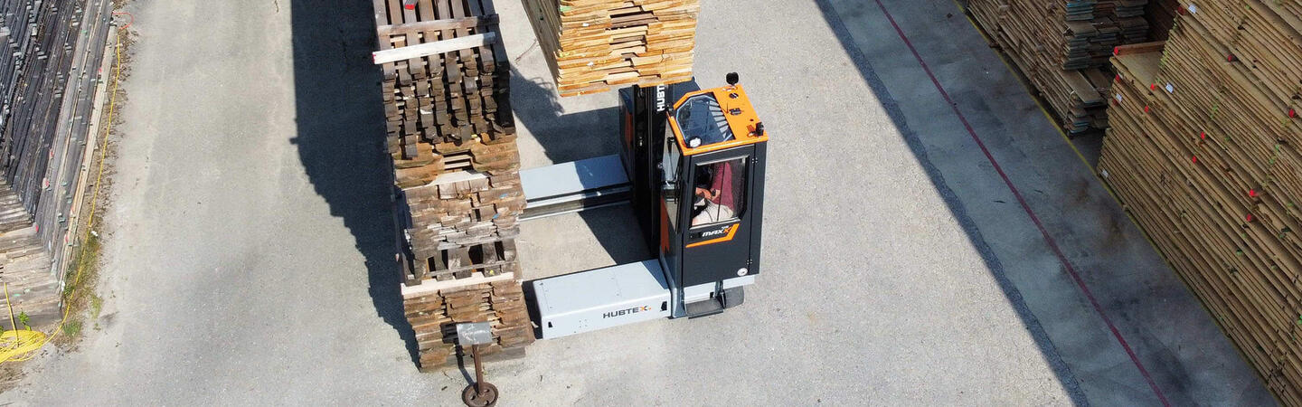 HUBTEX Multidirectional Sideloader Outdoor Use